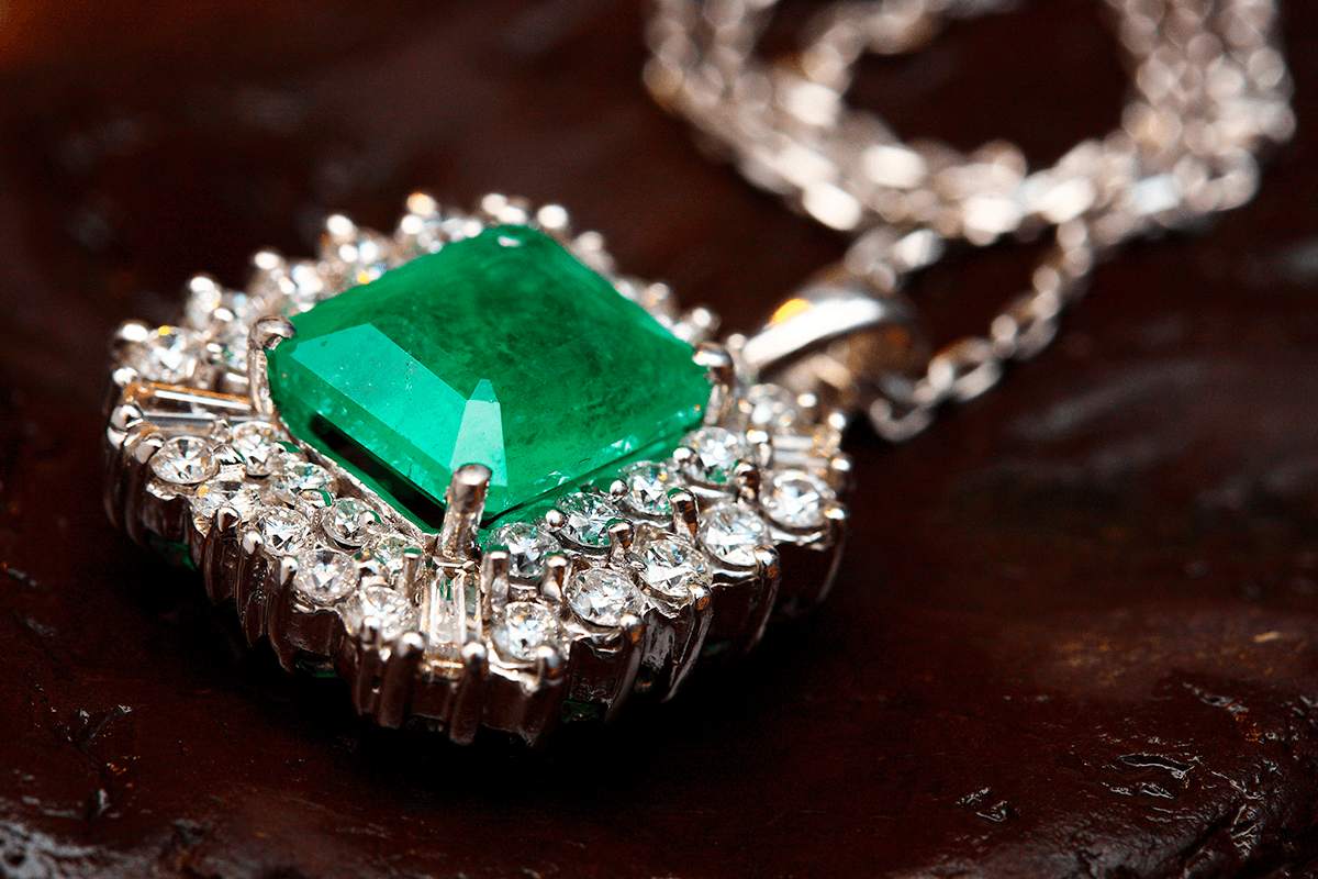 Verde speranza e bellezza: lo smeraldo